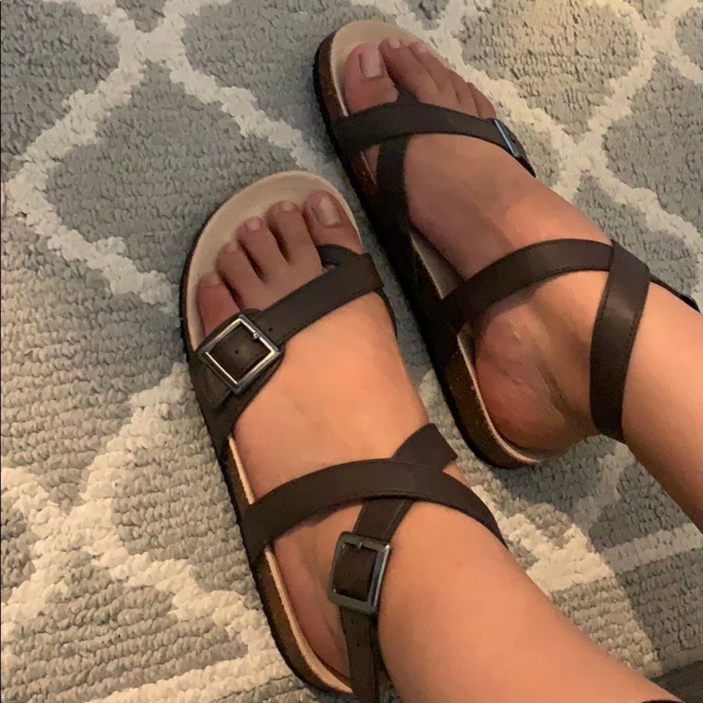 Sandals - Picture 2 of 5